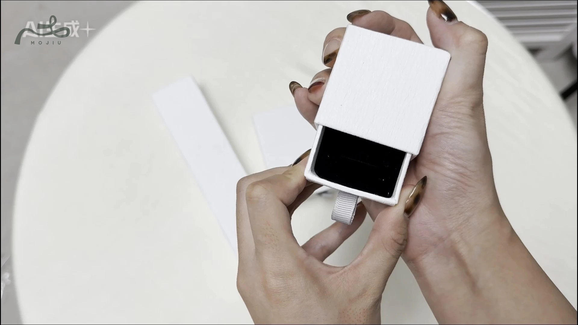 3D texture pull-out small paper jewelry box 1