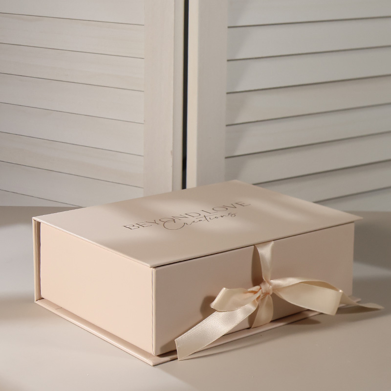 Mojiu Packaging Book-Style Jewelry Box: Custom Hot-Stamped Logo ...