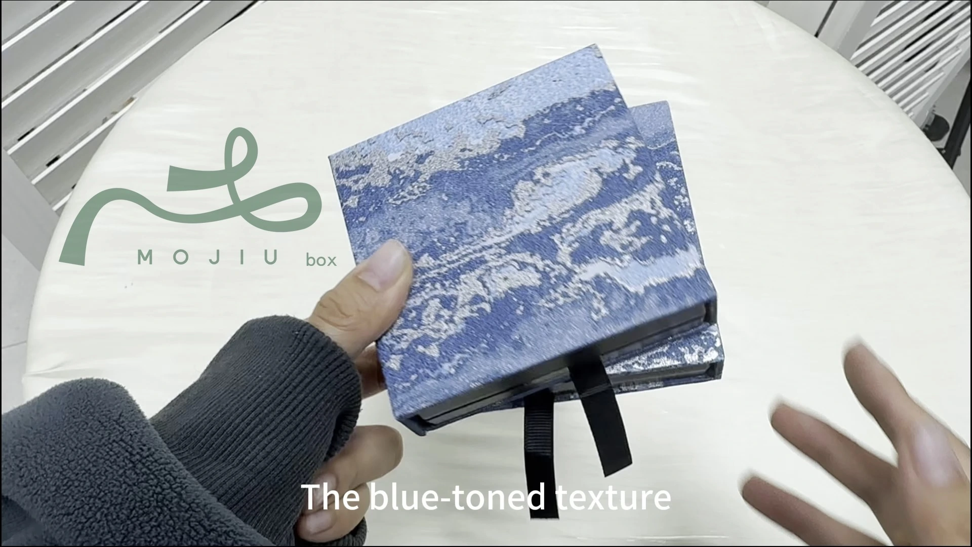 Exquisite luxury jewelry storage box gift box with blue wave feeling Mojiu packaging 1