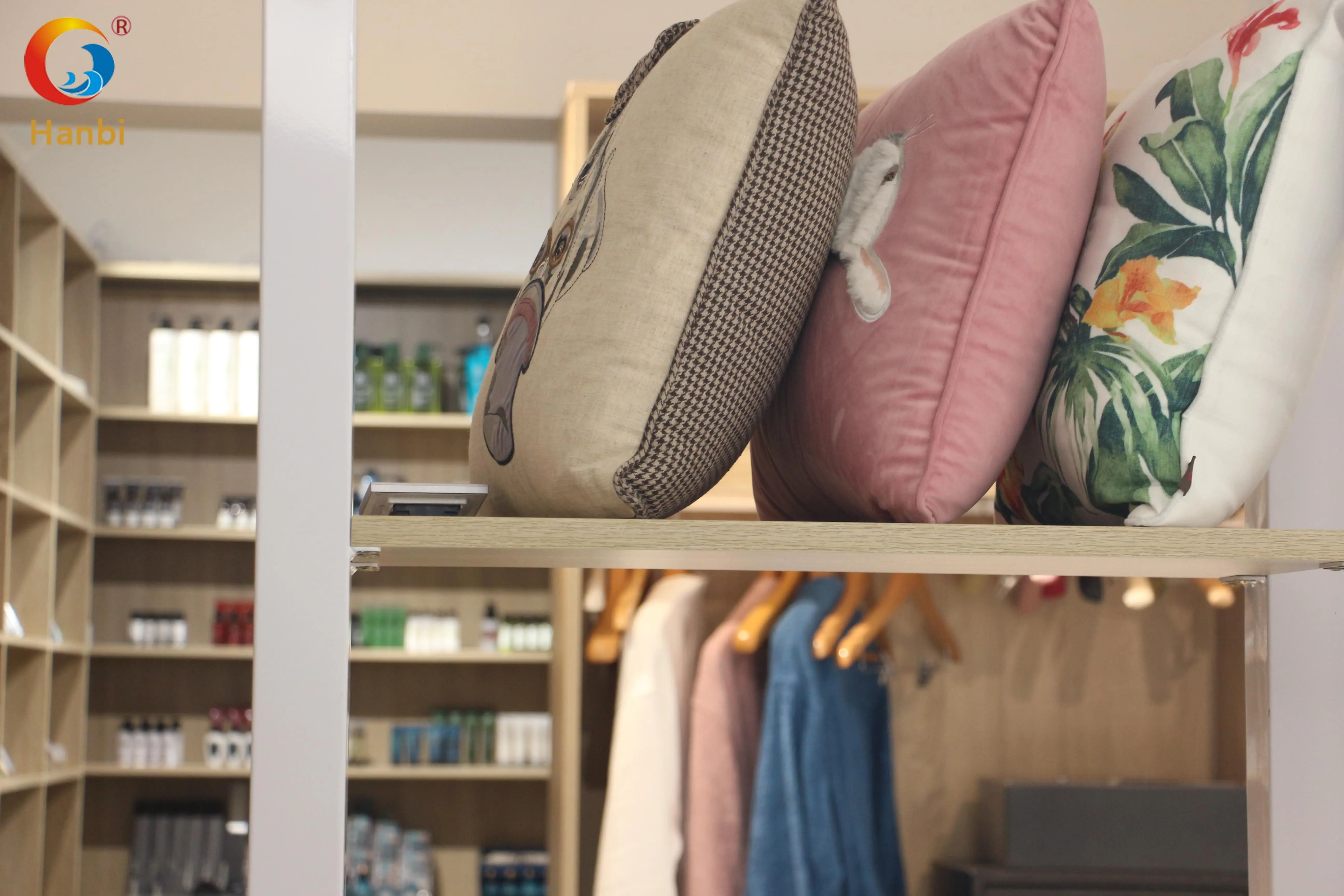 Lightweight best pillow to hold while sleeping from China | Hanbi Textile 2