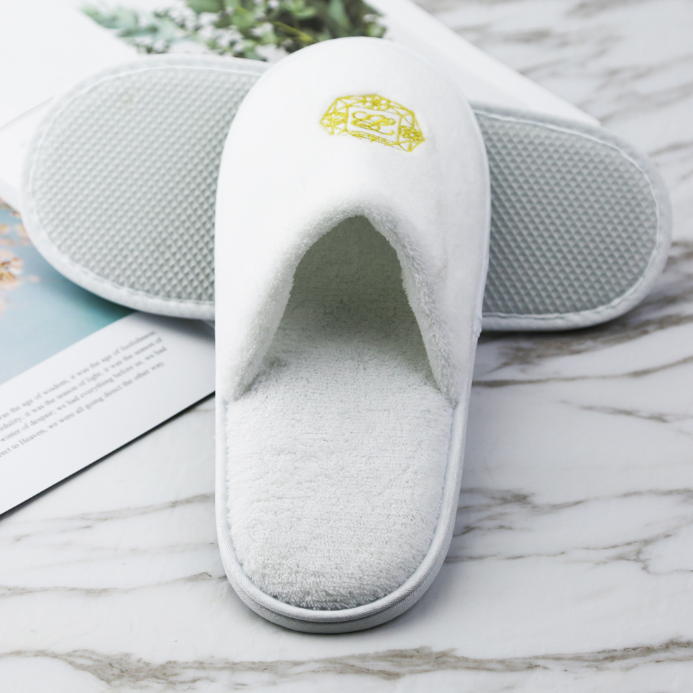 Disposable slippers Hotel special hotel beauty salon travel portable slippers for guests home slippers thickened non-sli 7