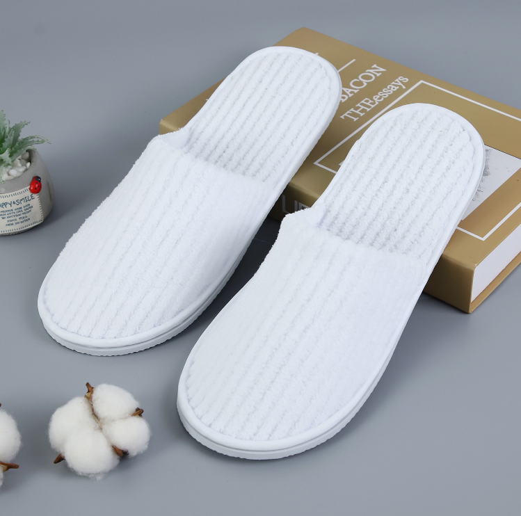 Hotel Coral Fleece Slippers Hotel Homestays Travel Supplies Household Warm Thick Slippers Manufacturers Wholesale 10