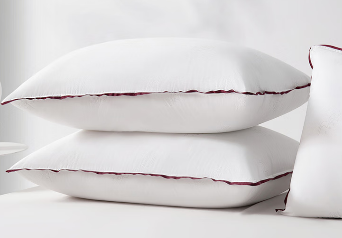 Anti-bacterial and anti-mite five-star hotel pillow 6