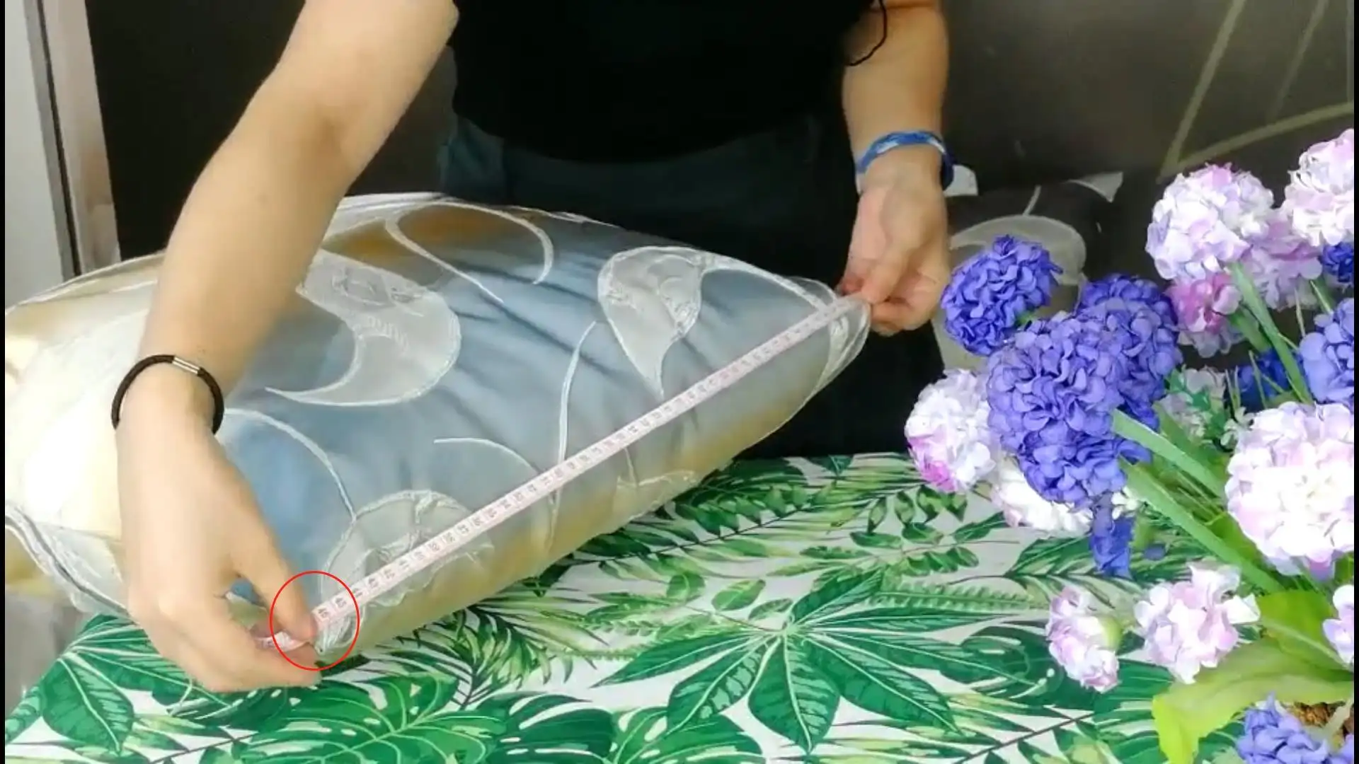 Hanbi Textile | Comfortable throw pillow order now 2