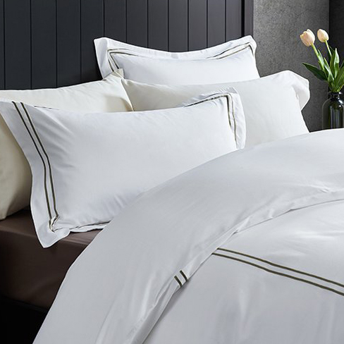 Hotel Bedding Set With Long-Staple Cotton Double-Thread Embroidery To Customizable 9
