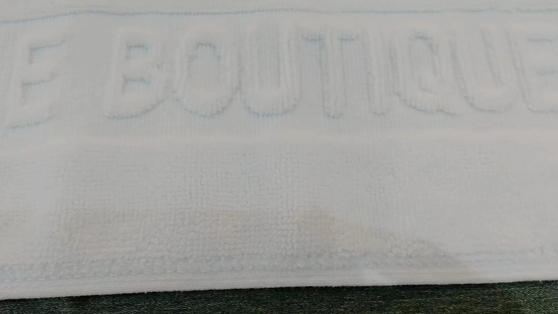 Hanbi Textile | Comfortable hotel collection bath rugs series 4