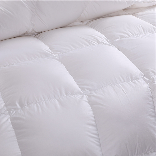 Hotel quilts and comforters suppliers wholesale hotel duvet king size 13