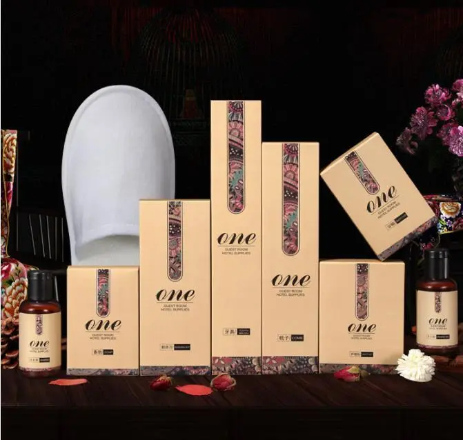 Environment friendly degradable straw disposable hotel toiletries set exotic style shampoo shower cream slippers 1