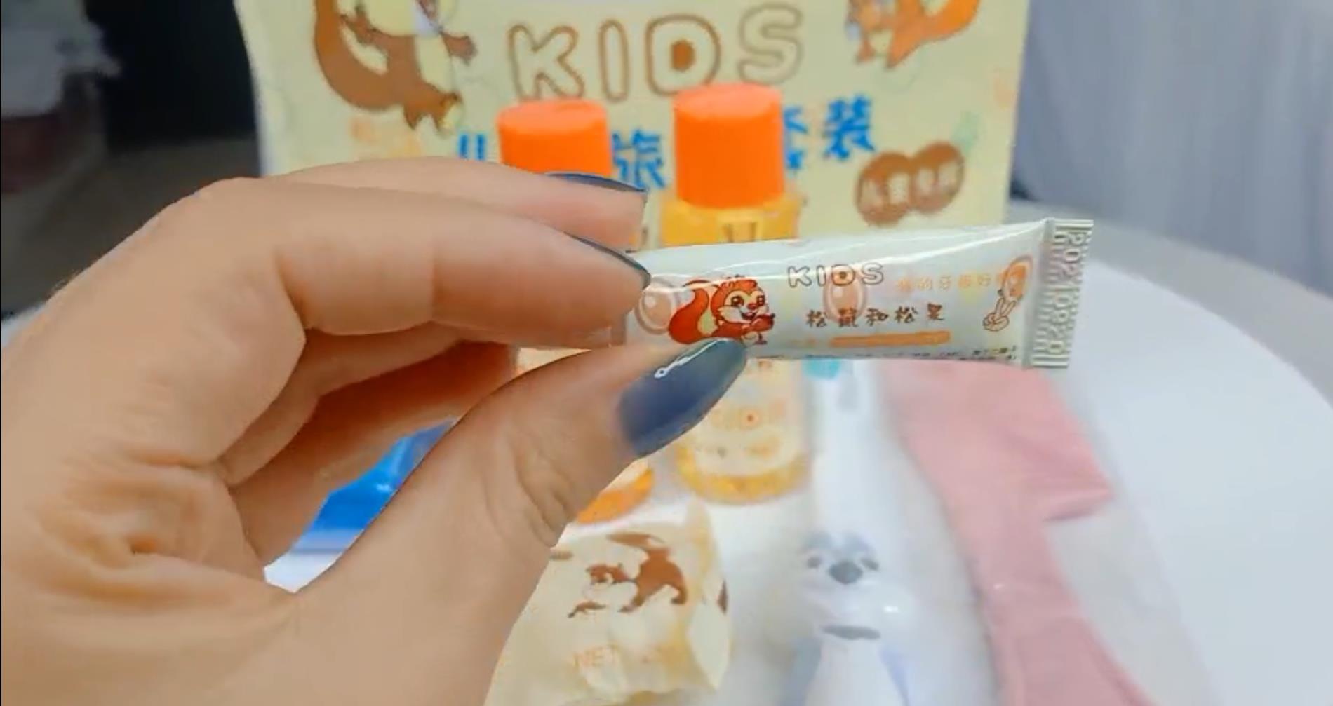 Small size kids shampoo and bath gel sets for travel cute toothbrush-Hanbi textile 19