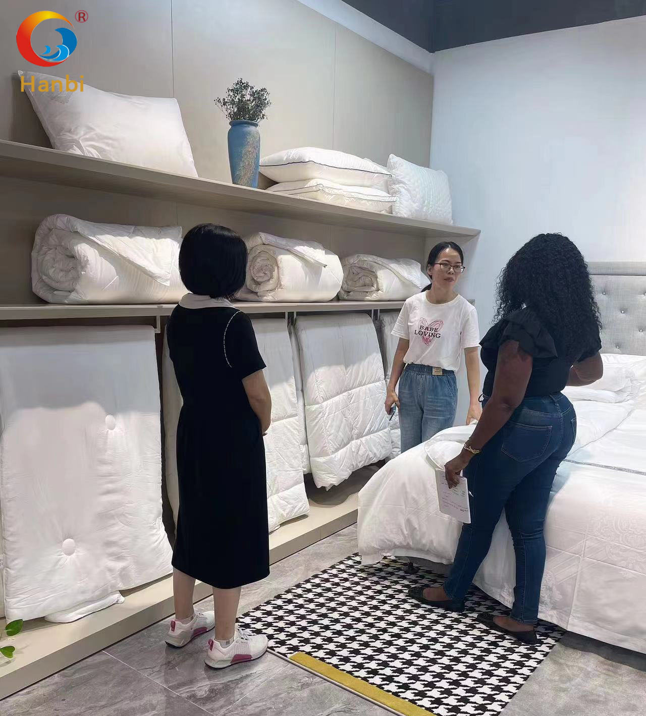 African customers visit Hanbi factory to  cooperate 3