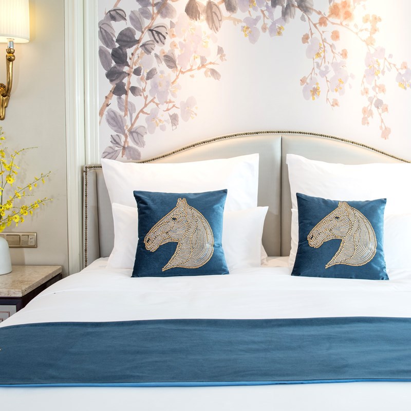 Custom Luxury Hotel Bed Runner  | Hanbi Textile 7