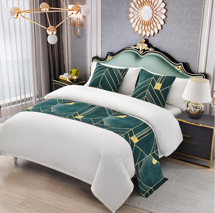 High end hotel European style bed decorate prevent dirty green Geometric Patterns hotel bed runner 1