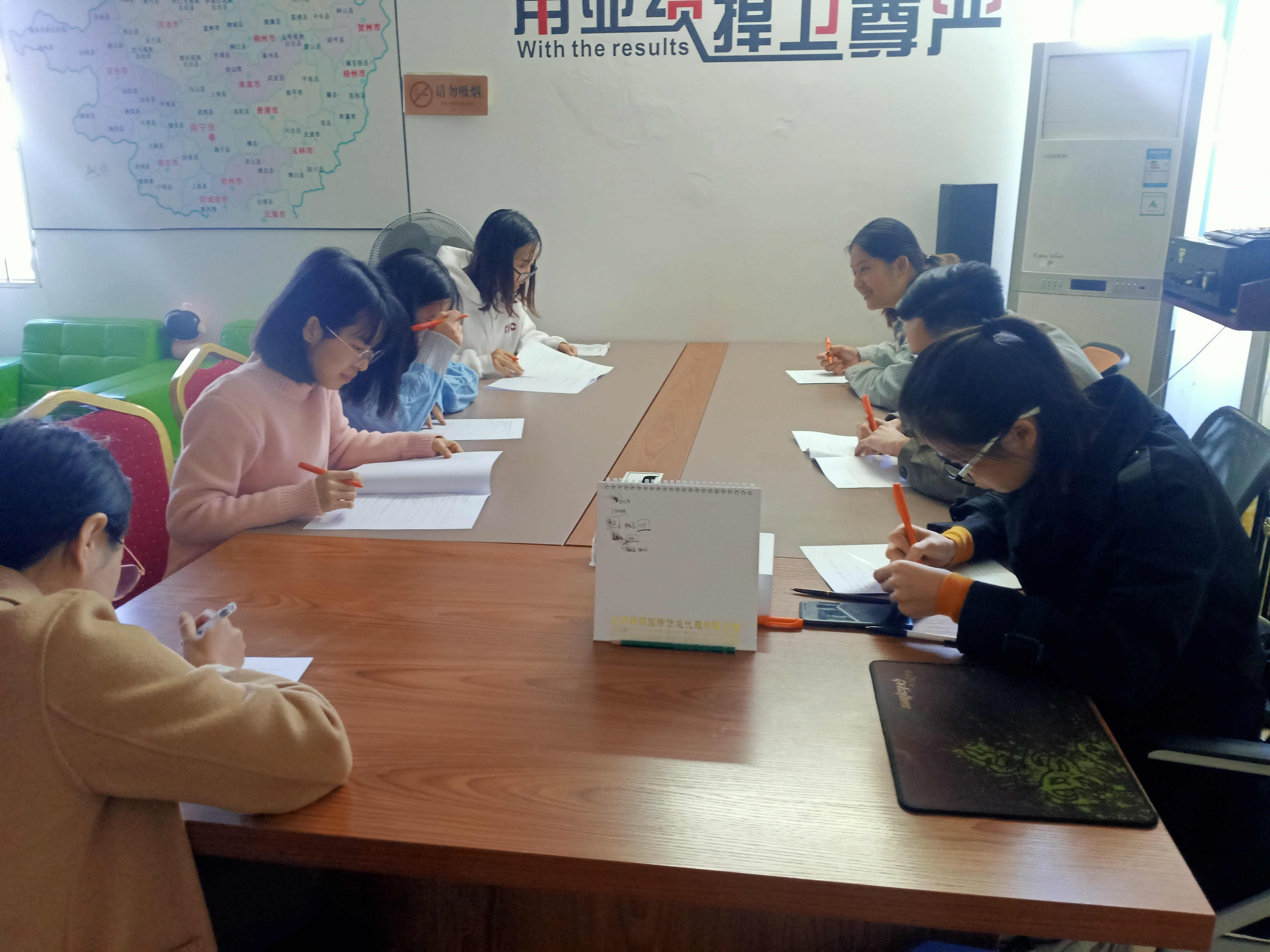 Hanbi textile company staff take the products exam for being more professional 1