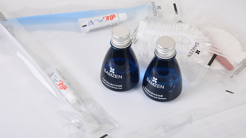 Transparent bag Hotel toothbrush set inn toiletries blue bottle shampoo shower cream factory 1