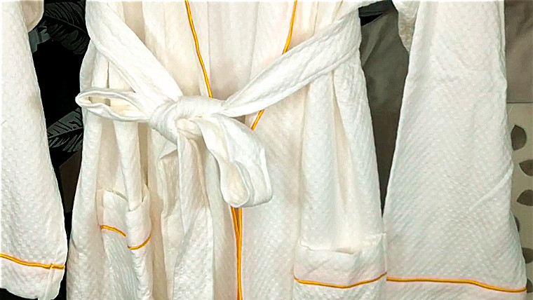 Hotel Bathrobes Skin-friendly Waffle Material Bathrobes Suppliers Wholesale 4