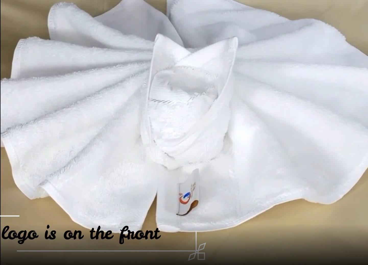 Hanbi textile Company show you how to folding hotel towel in many ways for decoration 11