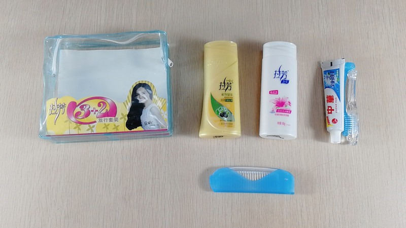 Wholesale Portable Travel Size Toiletries Kit 8