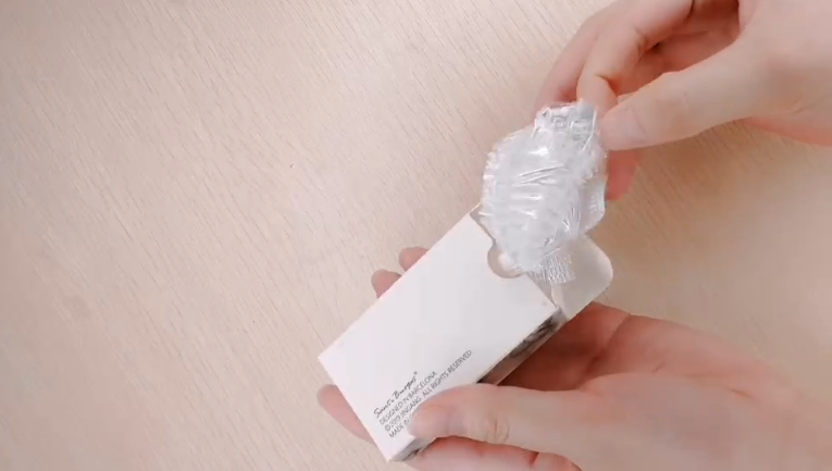 Hotel shampoo suppliers wholesale hotel toiletries sets and hotel slippers 5