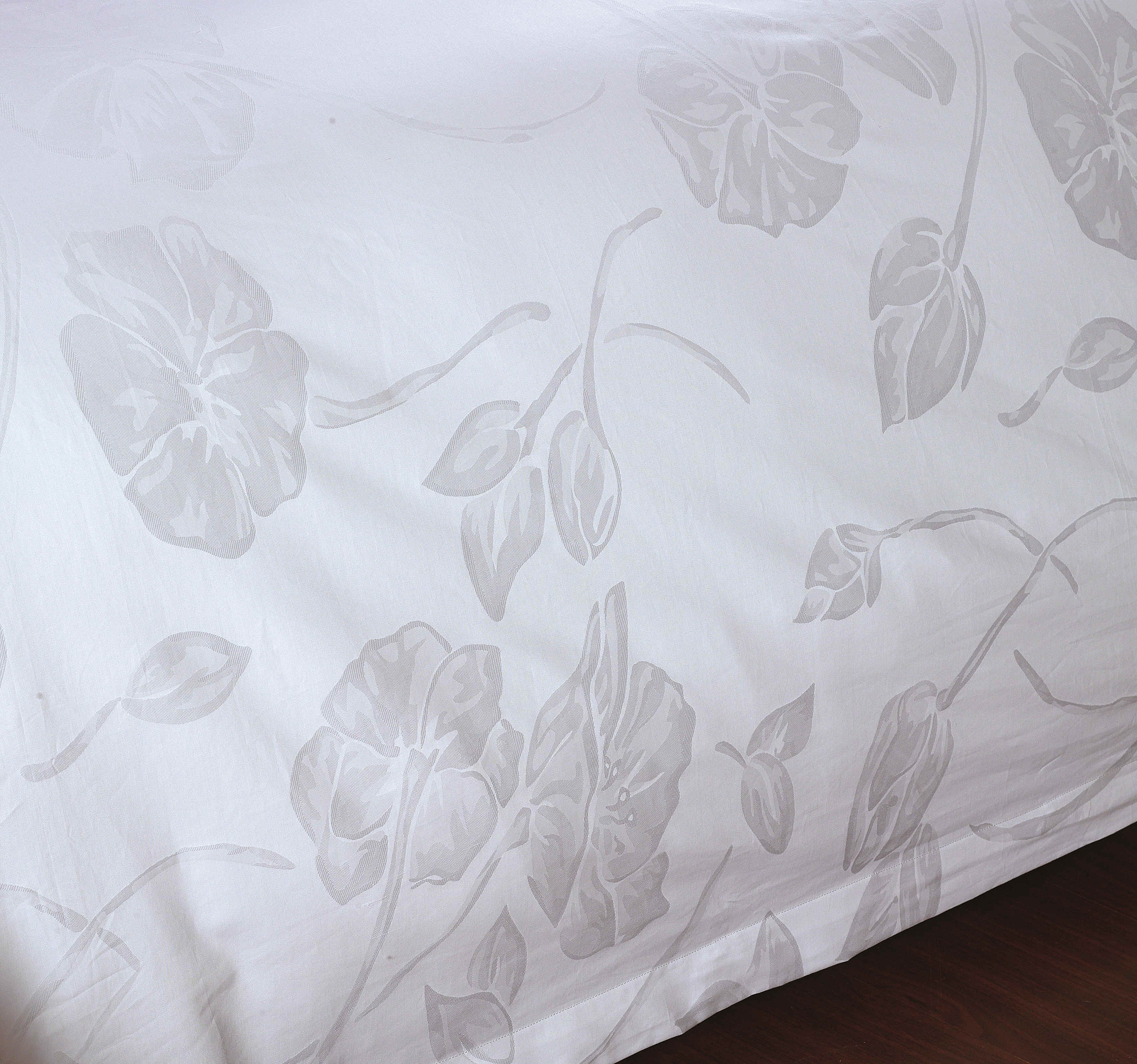 Worldwide shipping luxury hotel bedding suppliers flower pattern bedsheet and pillowcase 2