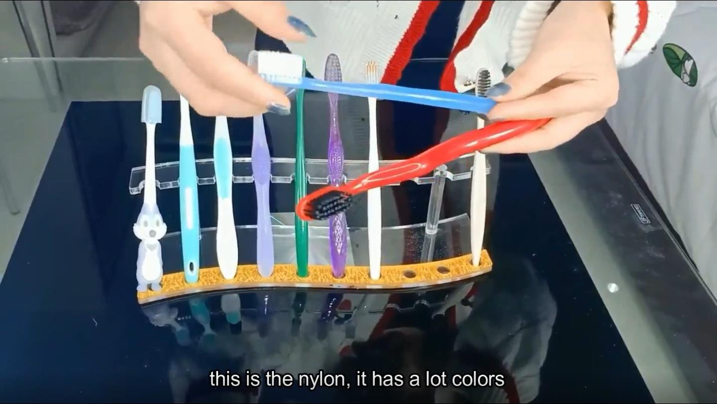 Detailedly explain the toothbrush head and toothbrush bristle with many different colors-Hanbi textile 5
