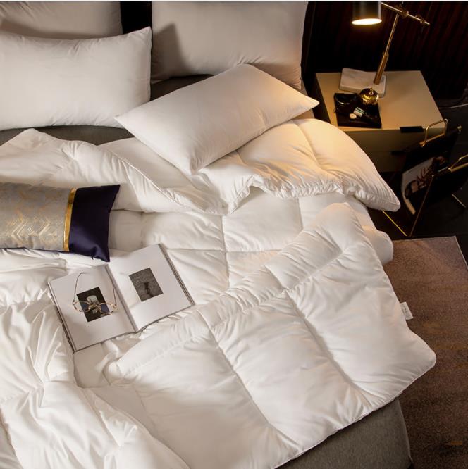 Hotel linen thickness keep warm winter cold comforter feather fabric soft skin-friendly 8