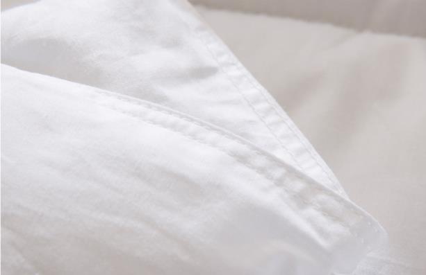 Hotel linen thickness keep warm winter cold comforter feather fabric soft skin-friendly 5