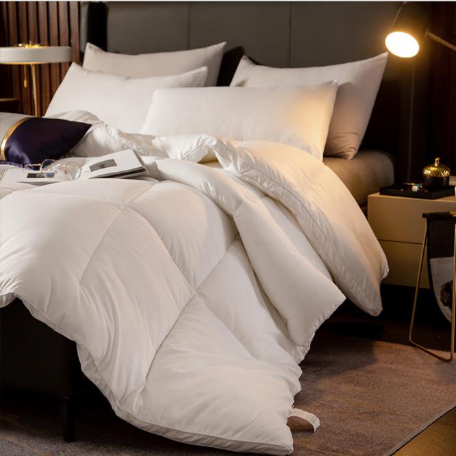 Hotel linen thickness keep warm winter cold comforter feather fabric soft skin-friendly 7