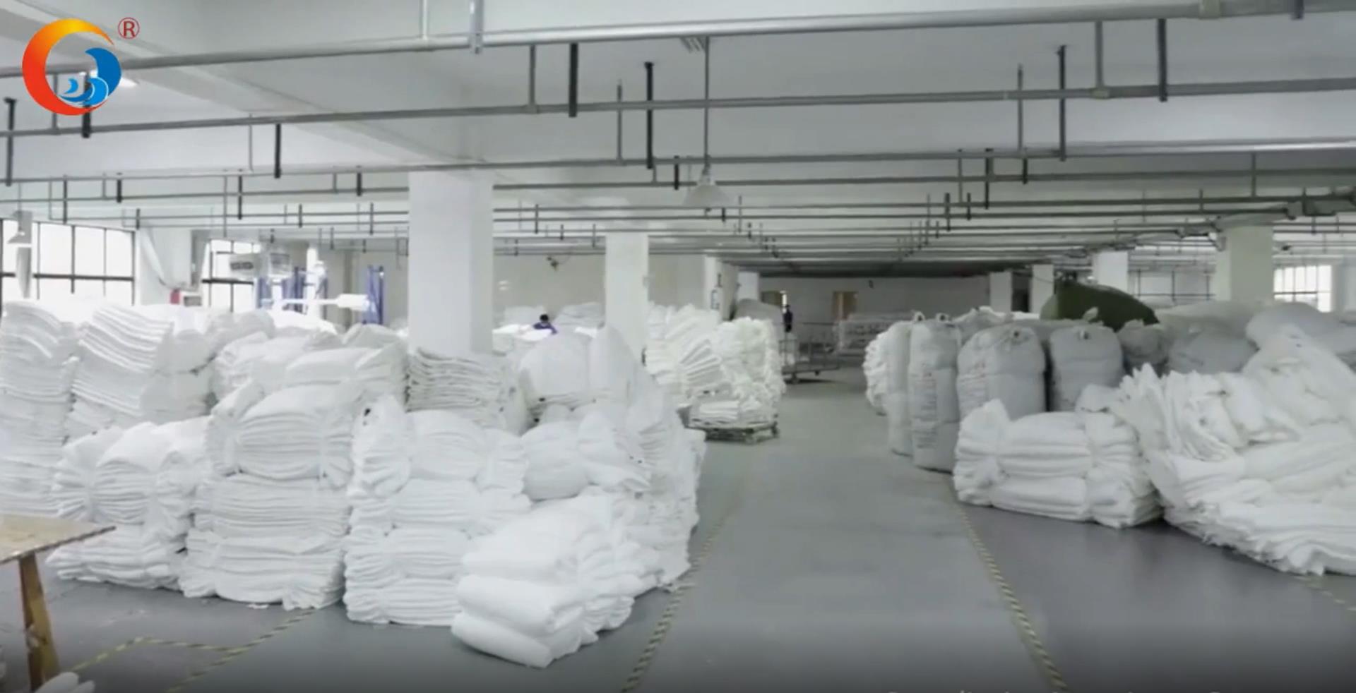 Hanbi textile Co. down quilt manufacturer hotel cotton duvet workshop 3