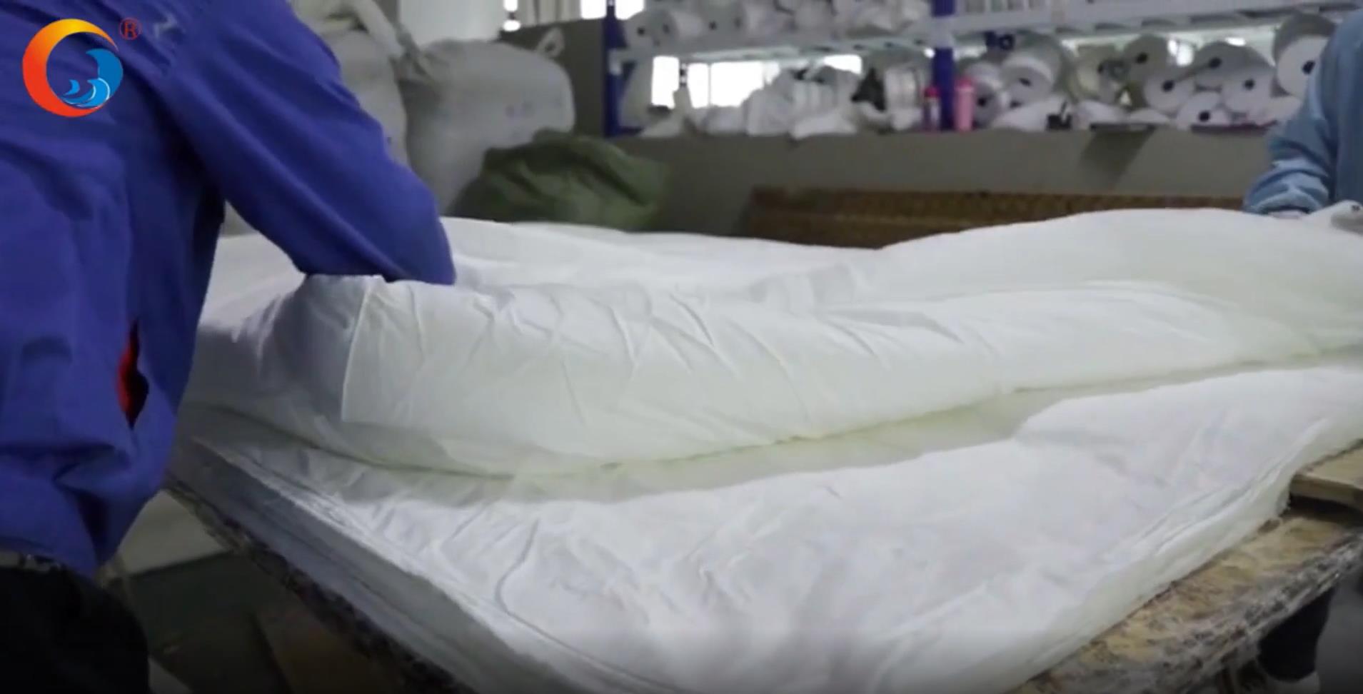 Hanbi textile Co. down quilt manufacturer hotel cotton duvet workshop 4