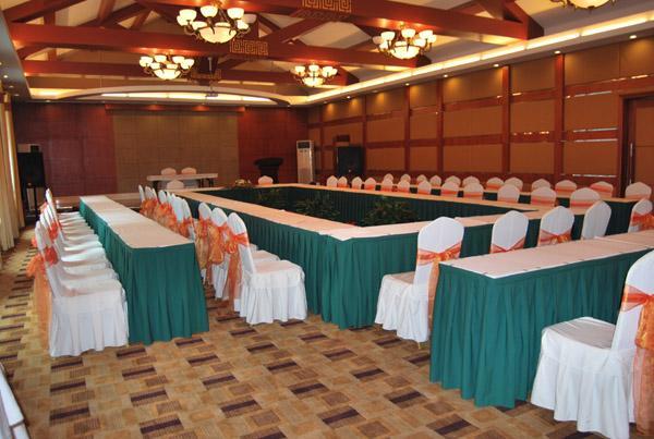 Hotel chair cover suppliers wholesale elegant and luxurious chair cover 4