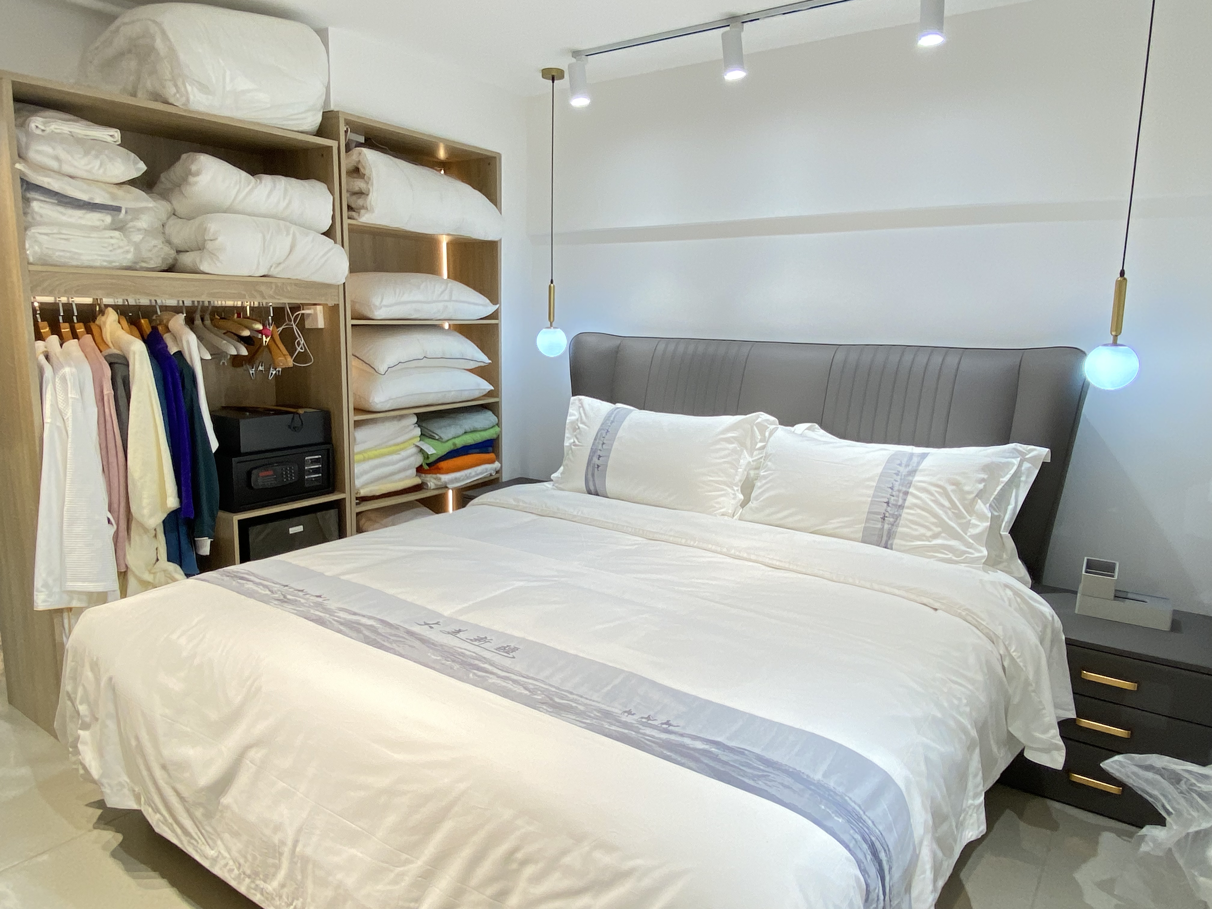 Choosing the Right Hotel Bedding: Factors to Consider for a Luxurious and Restful Sleep Experience 1