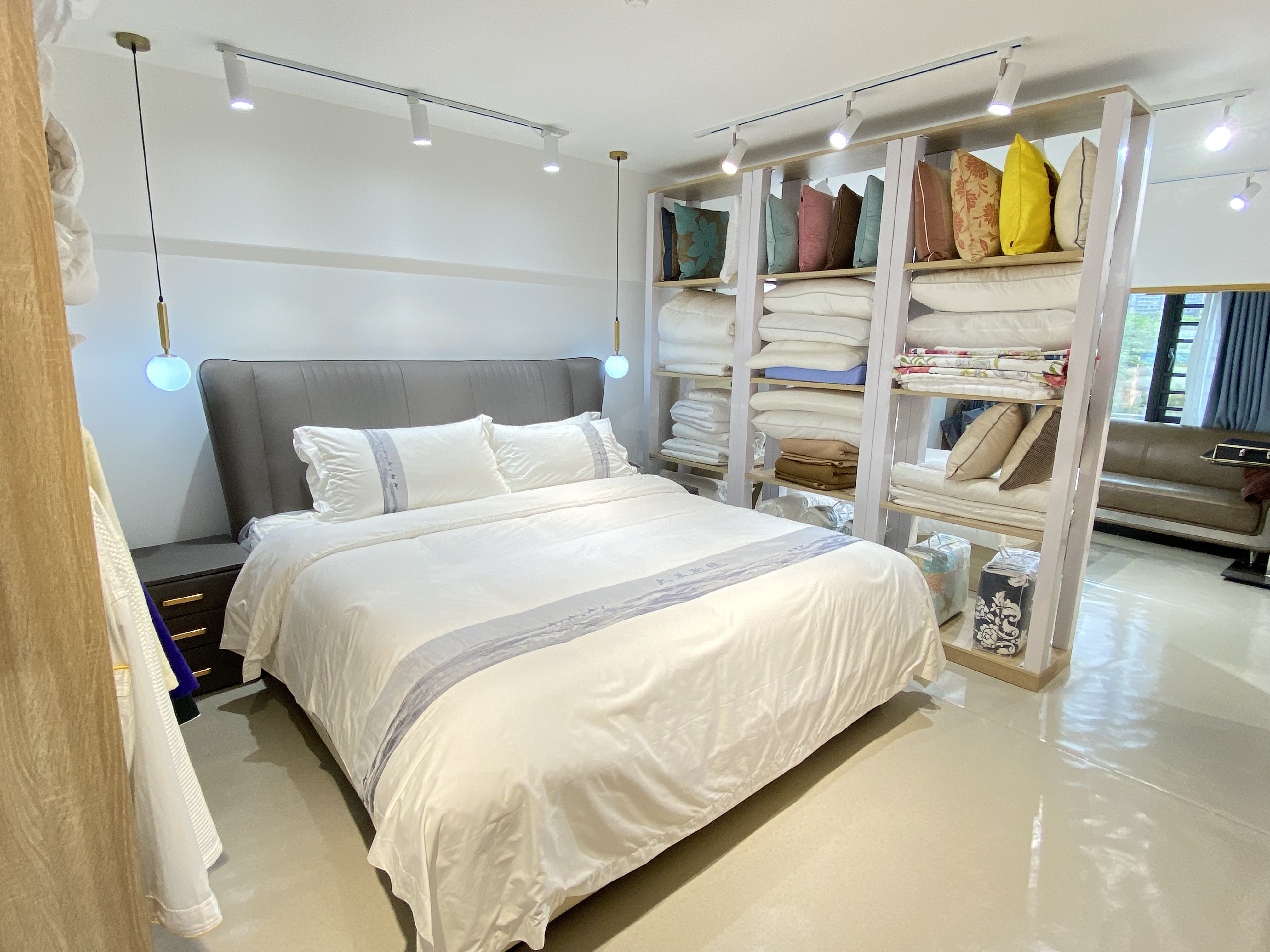 Choosing the Right Hotel Bedding: Factors to Consider for a Luxurious and Restful Sleep Experience 2