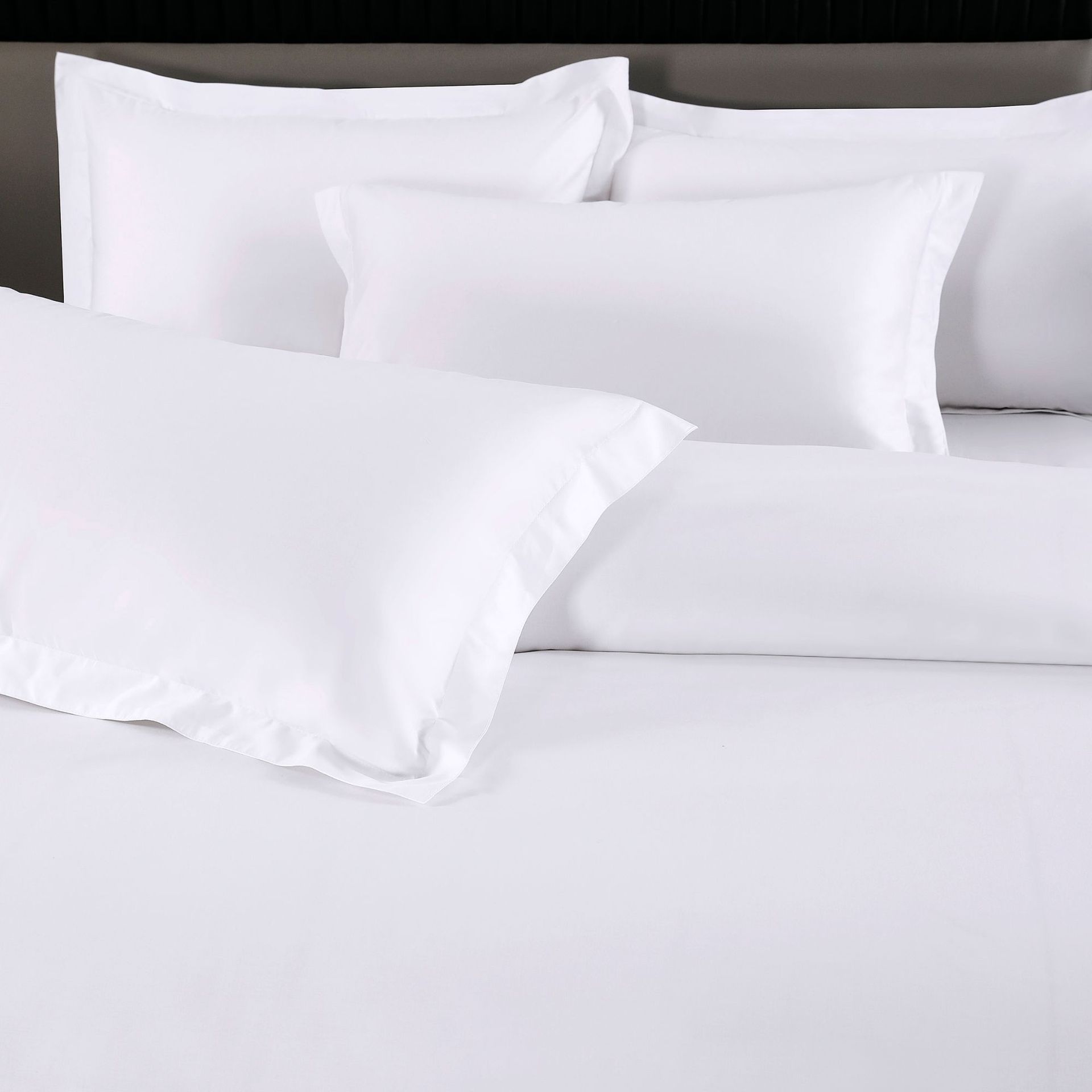 Choose linen Why choose  five star linen? Follow us ‬ to how to buy linen standard bedding! 2