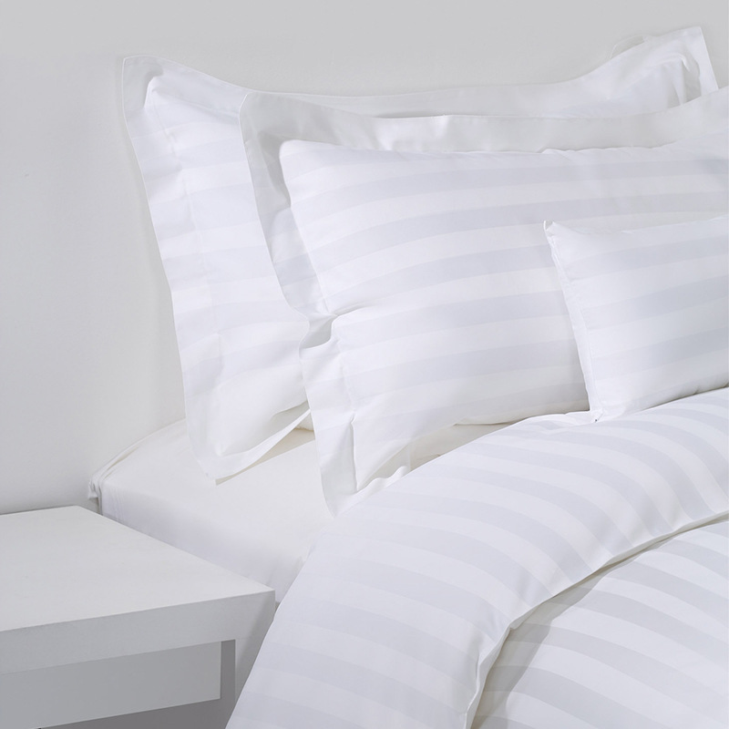 Hotel bedding satin strip fabric or jacquard fabric which is more washable? 2
