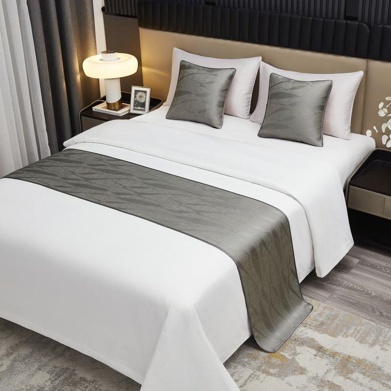 Why does hotel linen sometimes break at the first tear? 1