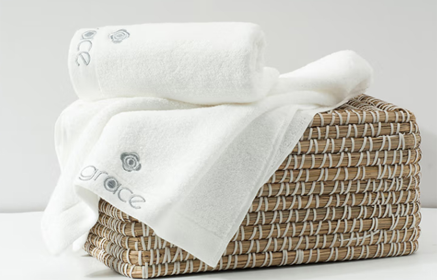 What is The Difference Between The Towel Weaving Process in The Hotel? 1