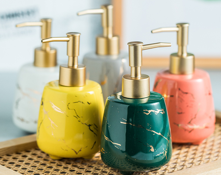 What Do You Know About Shampoo And Body Wash? 1