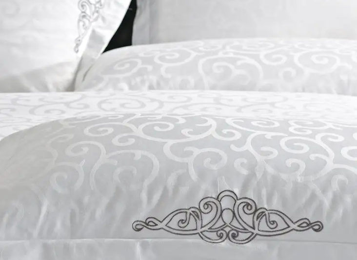 Why Is Hotel Bedding Called Linen? 2