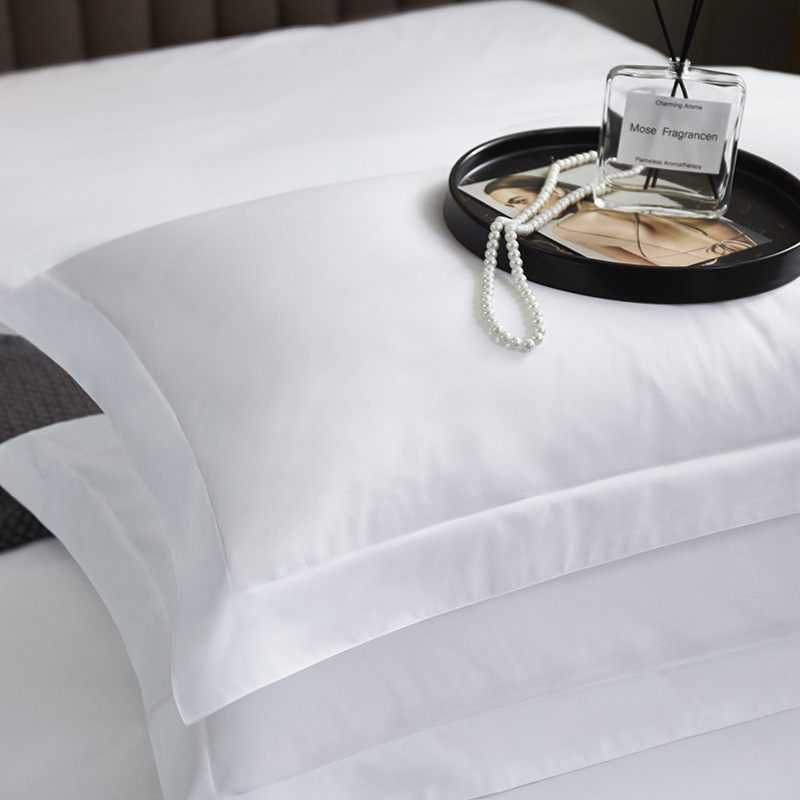 Why Are Hotel Linens Mostly White? 1