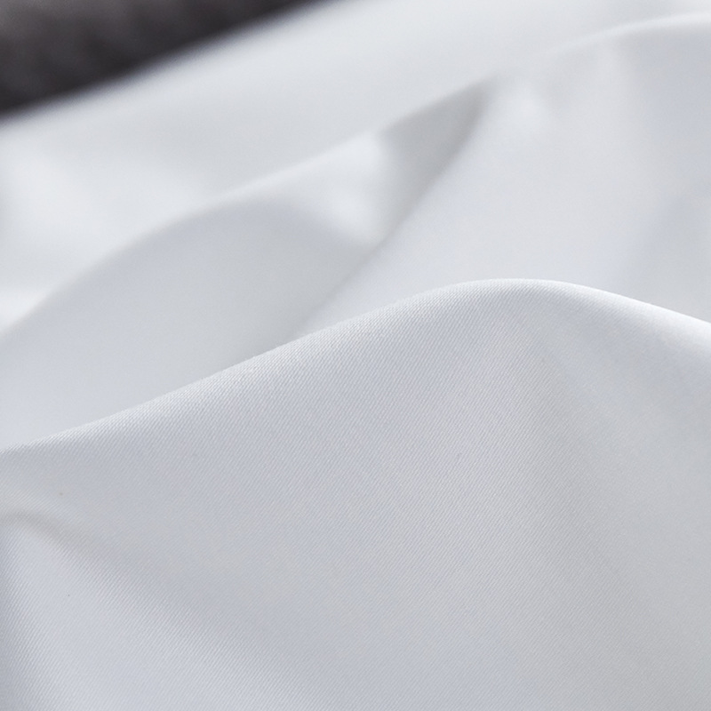 Why Are Hotel Linens Mostly White? 2