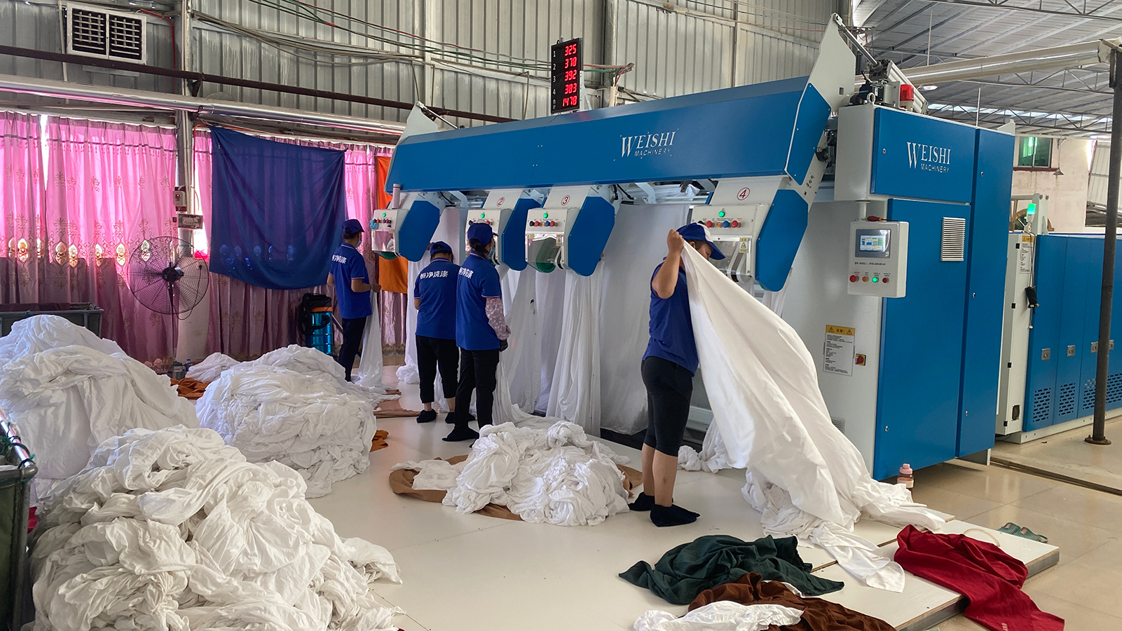 Hanbi Textile Company's Visit To The Washing Factory 5