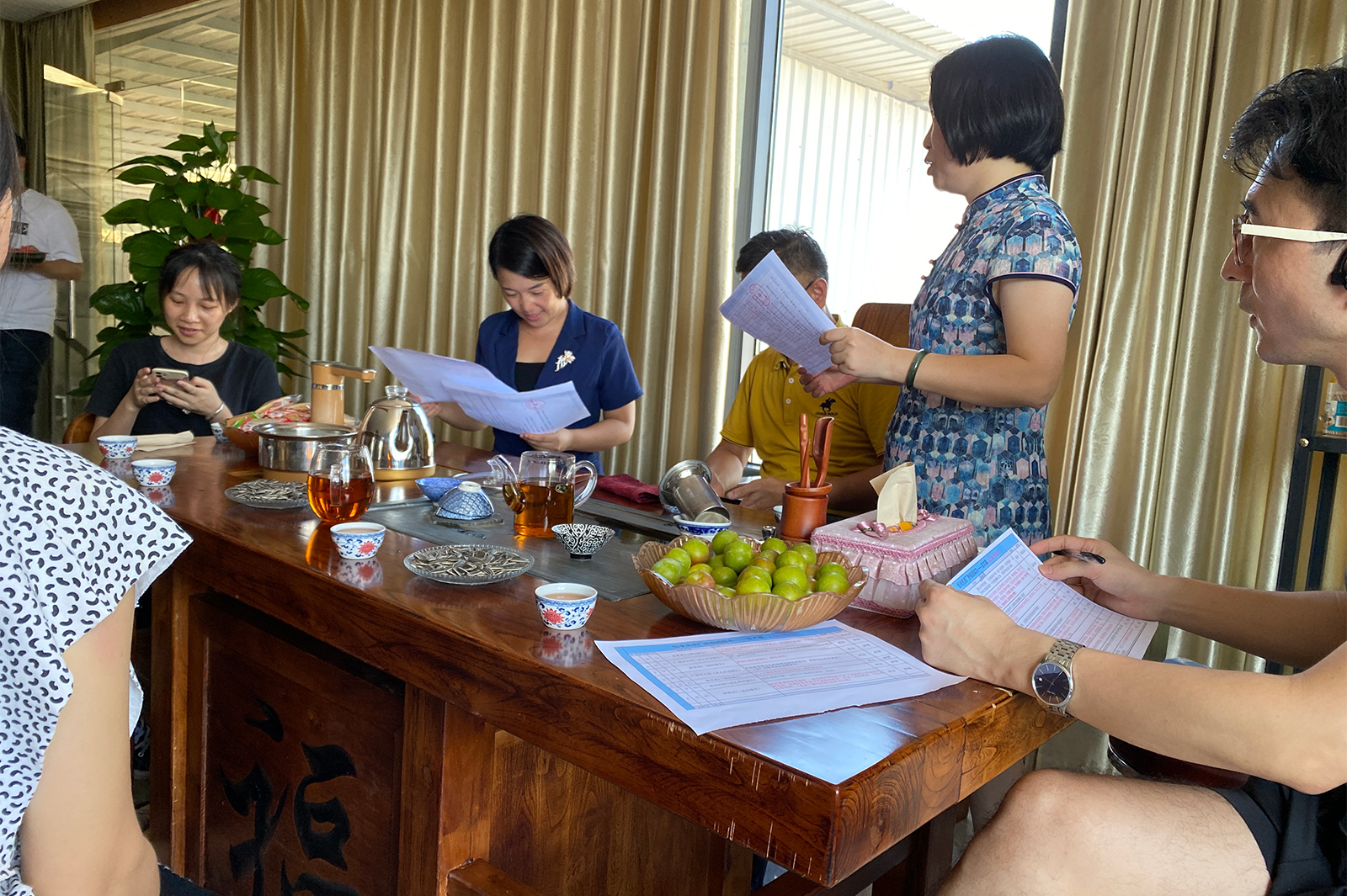 Hanbi Textile Company's Visit To The Washing Factory 1