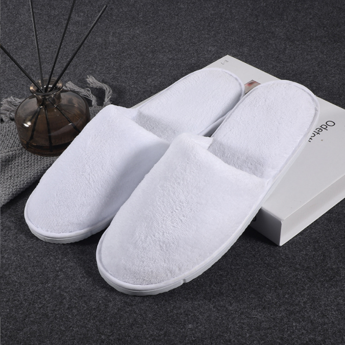 What are the materials of hotel slippers What are the characteristics of different materials of hotel slippers? 2