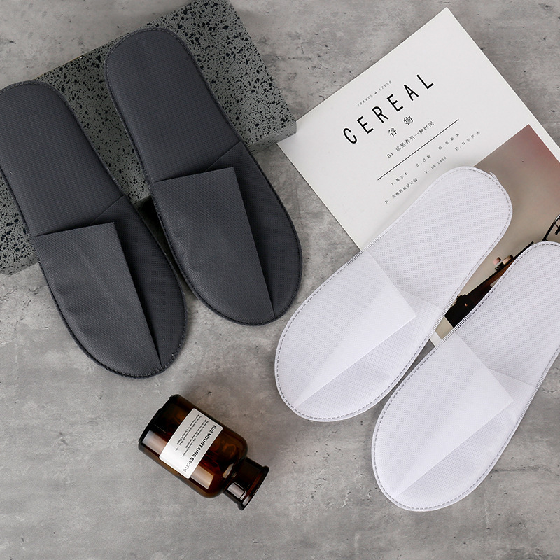 Disposable slippers of the same style as the star hotel! 5