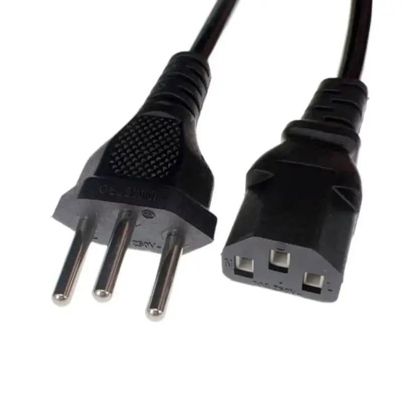 Cable de alimentación con enchufe suizo de 3 clavijas a IEC320 C13 1