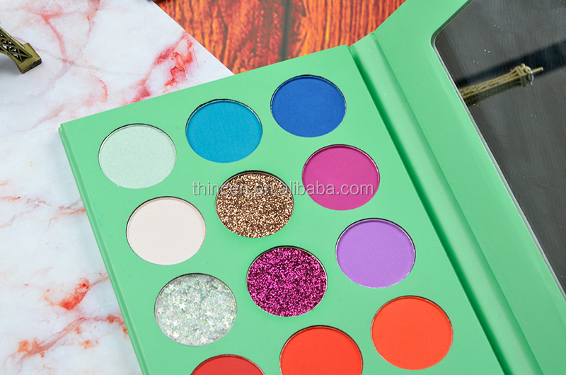 18 colors of highly pigmented matte and shimmer eyeshadow palette manufacturer 22