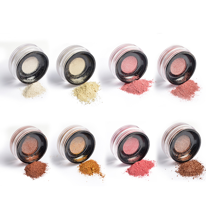 6 shimmering bronzer phosphors 8