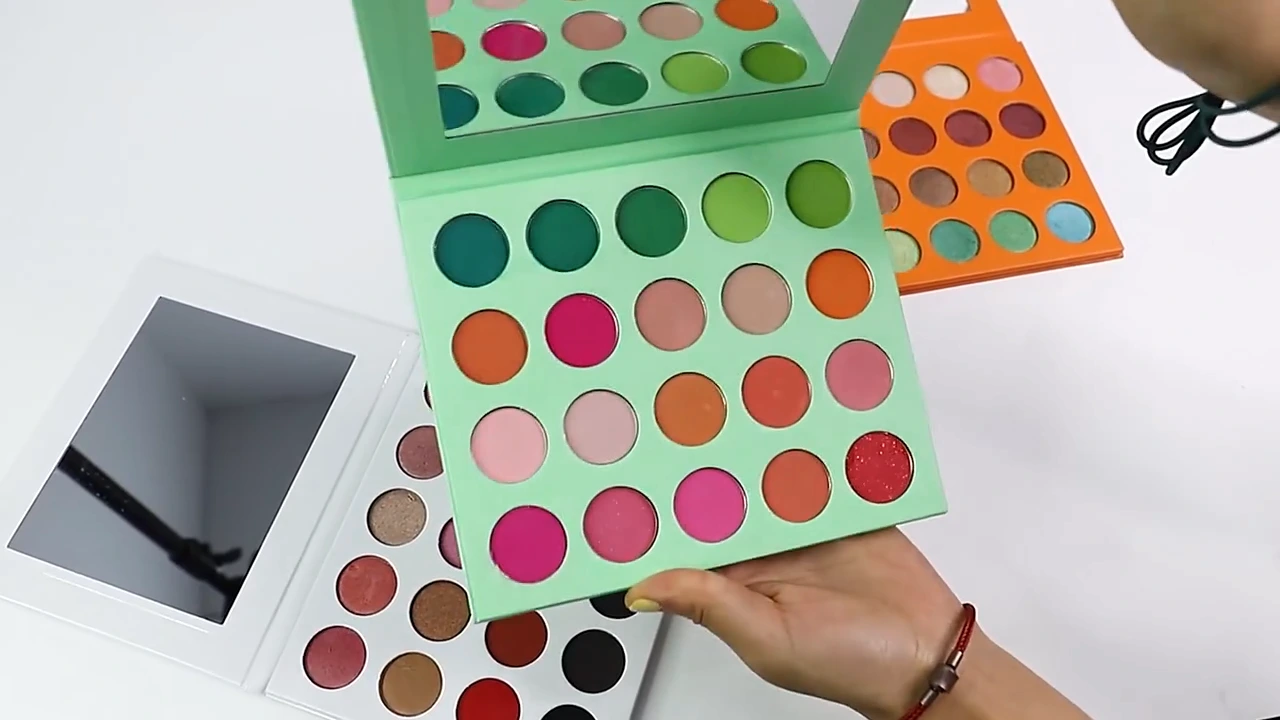 20-Color DIY High Pigment Vegan Eyeshadow Palette 1