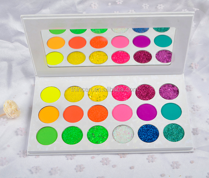 18 Shades of Shiny Eyeshadow Metal Eyeshadow Palette 15