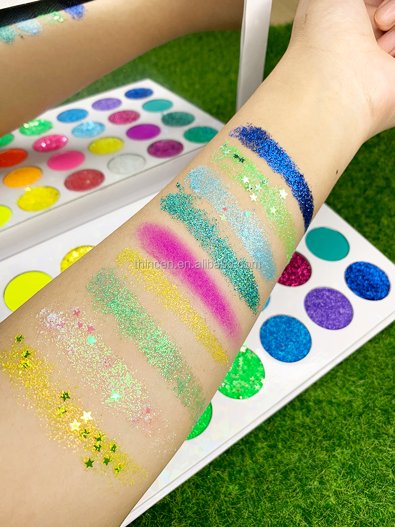 Hot Sale 24 Color Print Logo Glitter Eye Pigment Powder Eyeshadow Pallettes 16
